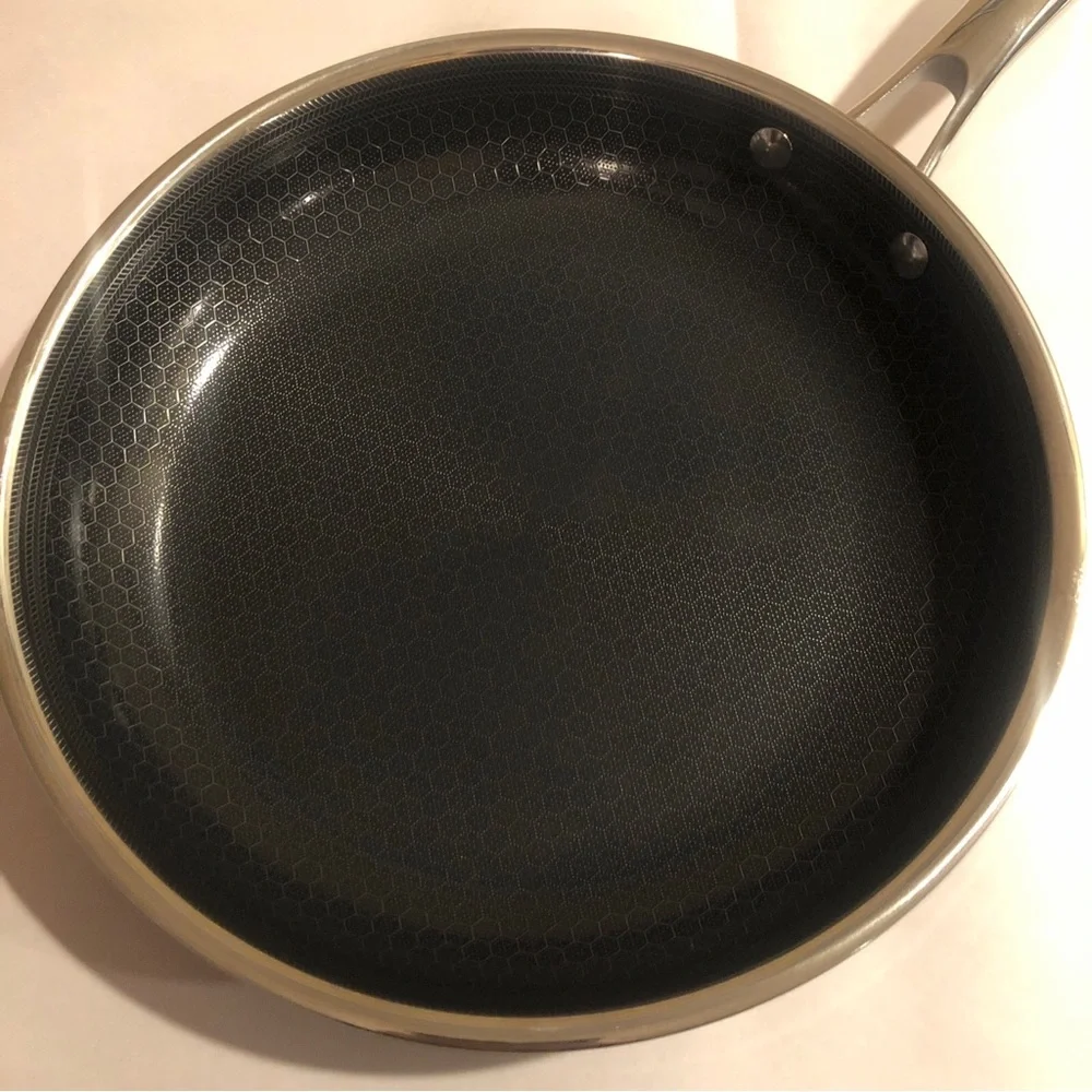 HEXCLAD 10" Frying Pan Hybrid Stainless Steel Non-Stick Fry Pan with Lid - Picture 3 of 16